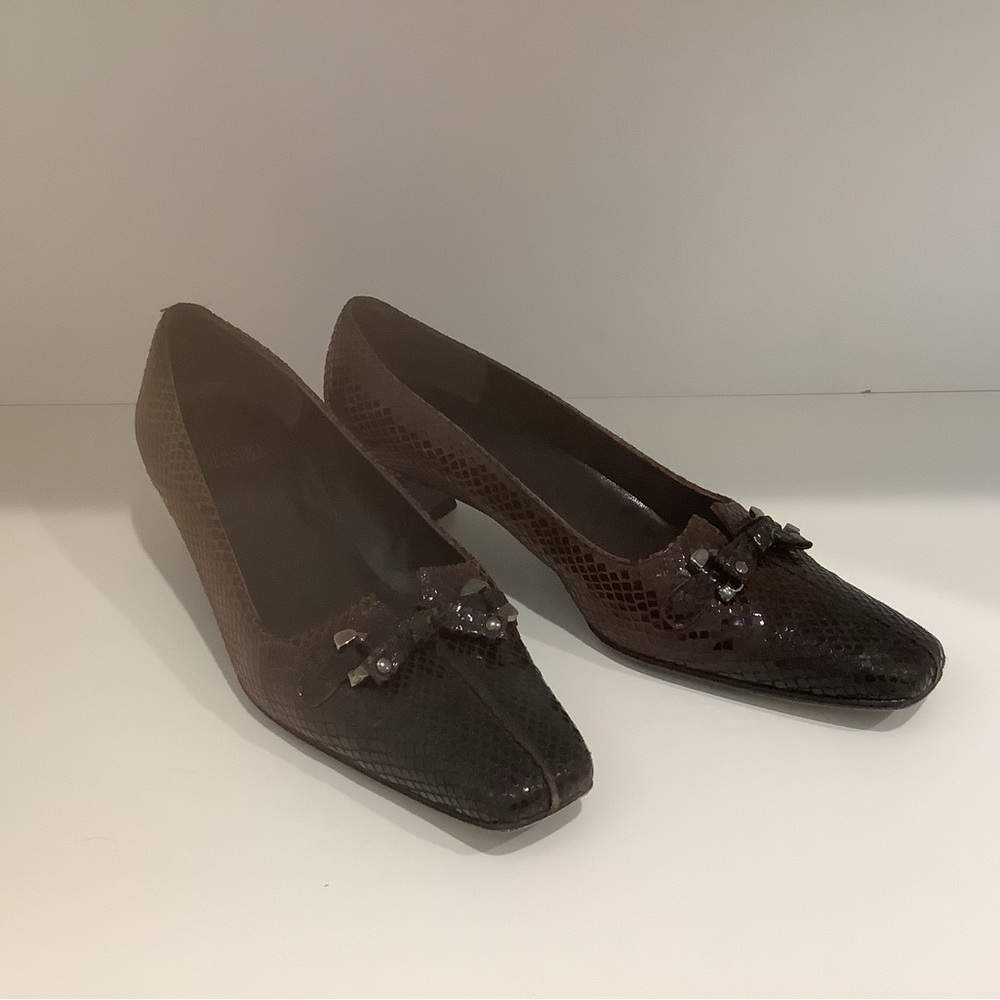 Stuart Weitzman Brown Loafers with Classic Style